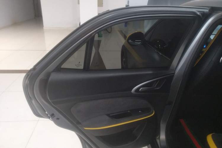 Used ORA Good Cat GT 2023 Mulan Edition 401km Prestige Version