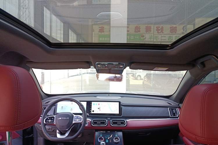 Used JETOUR X70 PLUS 2025 1.5T Flagship 7-Seater Headliner