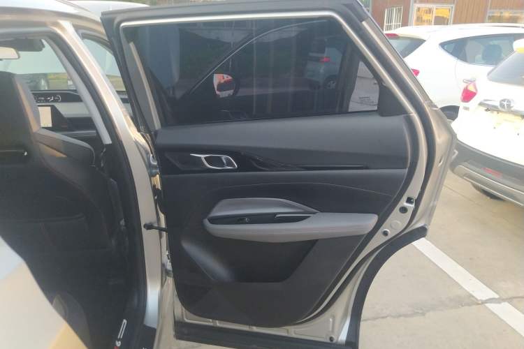 Used Oshan Z6 2023 Blue Whale 1.5T DCT Luxury Model
