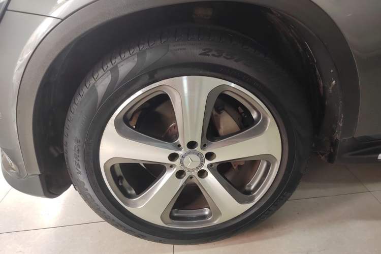 Used Mercedes-Benz GLC 2016 GLC 260 4MATIC Luxury Model
