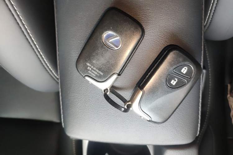 Used Lexus CT 2017 CT200h Comfort Edition Monochrome China V Standard
