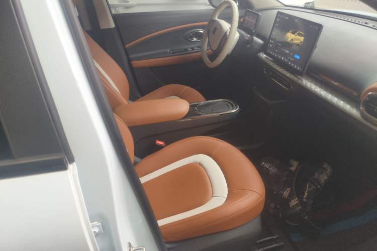 Used JAC Yiwei 3 2023 505km Pro