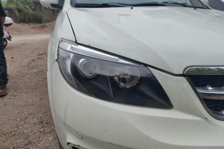 Used BYD S6 2014 2.4L Automatic Prestige 5-Seater