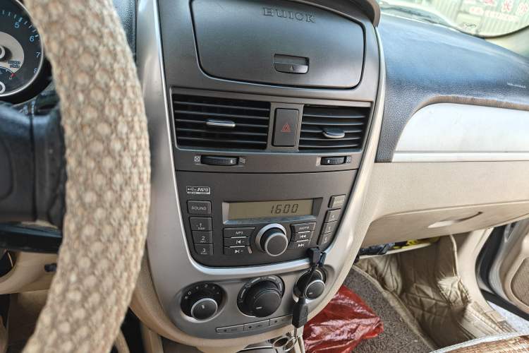 Used Buick Excelle 2013 1.5L Manual Classic Model