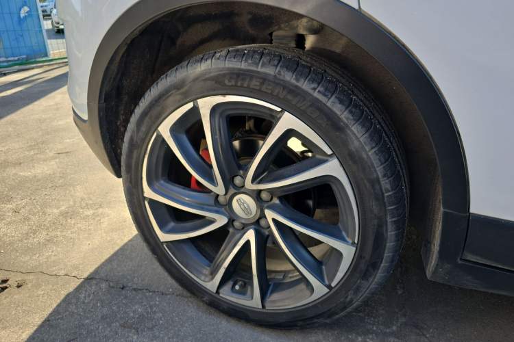 Used Geely Auto Emgrand GS 2017 Sport Edition 1.3T Automatic Smart Connectivity Model