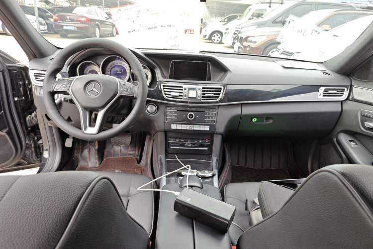 Used Mercedes-Benz E-Class 2015 Facelift E 200 L Sport Edition