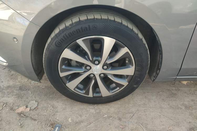 Used Buick Excelle GX 2018 18T Automatic Elite Model Left Front Wheel Hub