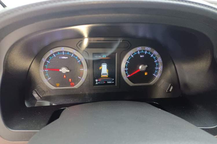 Used FORTHING Lingzhi 2020 M5L 1.6L Luxury 7-Seater
