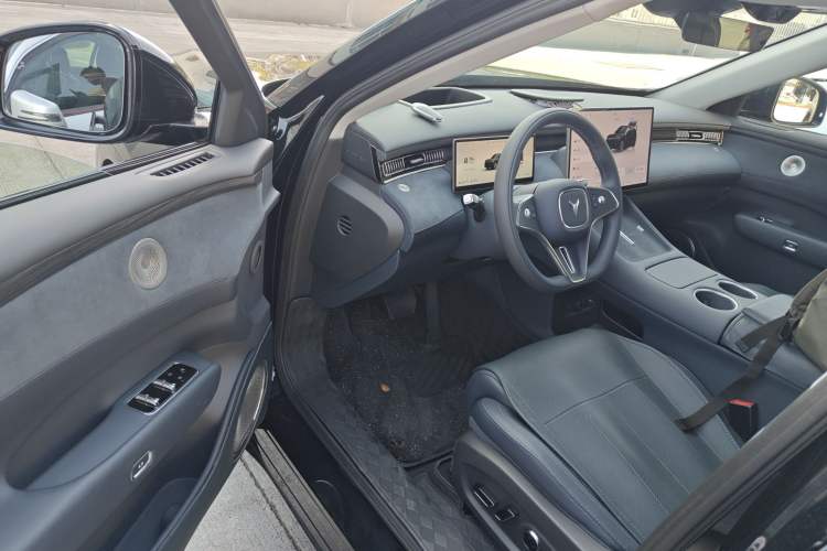 Used VOYAH FREE 2025 Model FREE+ Rear-Drive Qiankun Edition