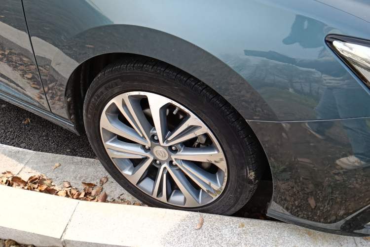 Used CHANGAN Raeton CC 2018 1.5T Automatic Haoya Model Guangmang Edition China V Standard
