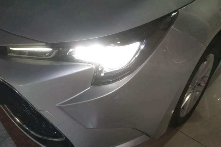 Used Toyota Levin 2019 185T CVT Luxury Edition China VI Standard Left Front Headlight