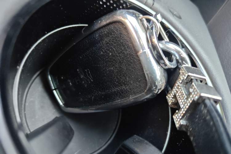 Used Toyota Avalon 2019 2.0L XLE Premium Edition China VI