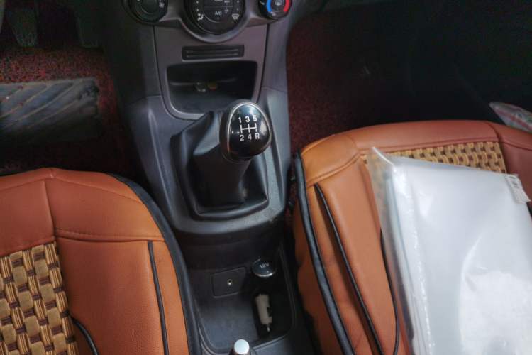 Used Ford Fiesta 2013 Sedan 1.5L Manual Fashion Edition