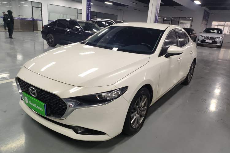 Used Mazda 3 Axela 2023 1.5L Manual ZhiMei Edition
