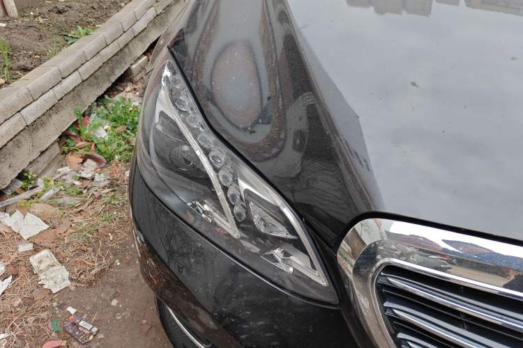 Used Mercedes-Benz E-Class 2013 E 260 L CGI Elegant Model
