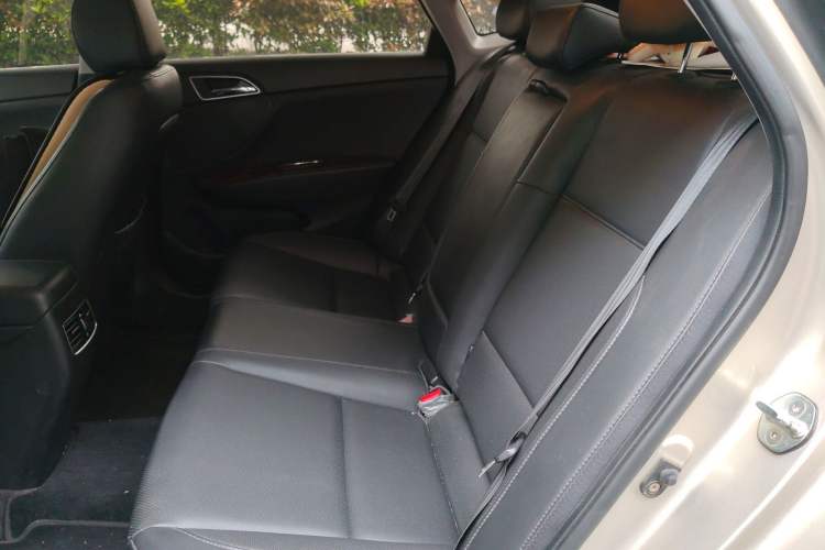 Used Hyundai Mistra 2014 1.8L Automatic Deluxe DLX Model
