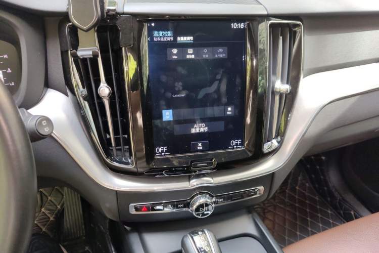 Used Volvo XC60 2020 T5 4x4 Zhiyi Luxury Edition