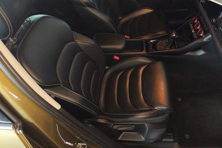 Used Skoda Kodiaq 2017 TSI380 7-Seater Four-Wheel-Drive Flagship Edition Right Front Seat