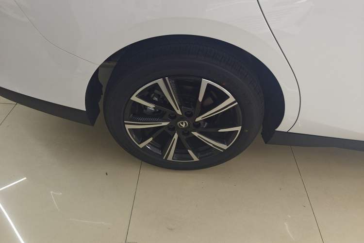 Used Changan Eado 2025 Blue Whale 1.5T 500Bar Flagship Model