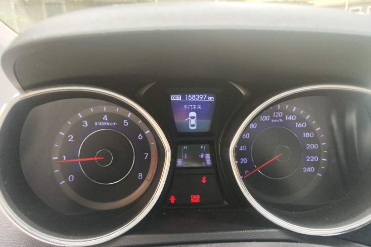 Used Hyundai Elantra (5th Generation / Langdong) 2012 1.6L Manual Leading Model