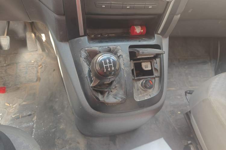 Used Jinbei Grace 2016 2.0L Express Utility Model