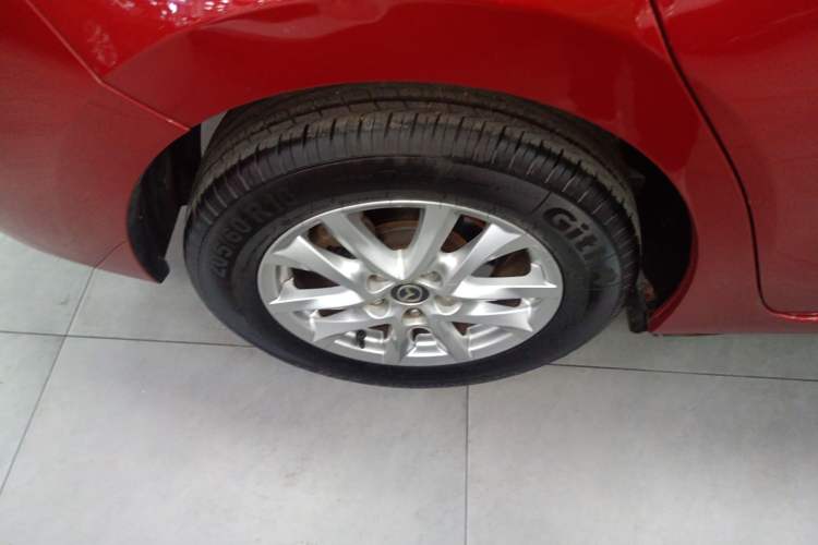 Used Mazda 3 Axela 2016 Sedan 1.5L Automatic Comfort Model Right Rear Wheel Hub