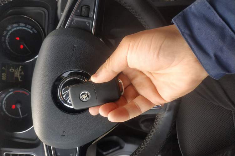 Used Skoda Kamiq 2021 1.5L Automatic Comfort Edition Vehicle Key