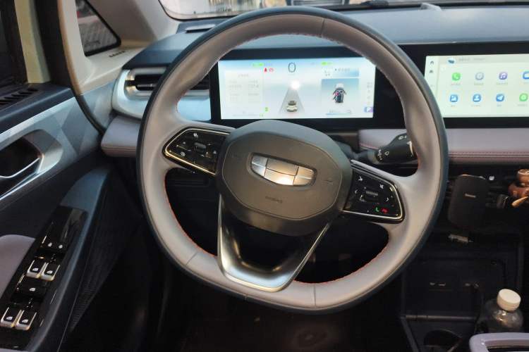 Used Geometry E Firefly 2022 401KM Lightning Tiger 4-Seater
