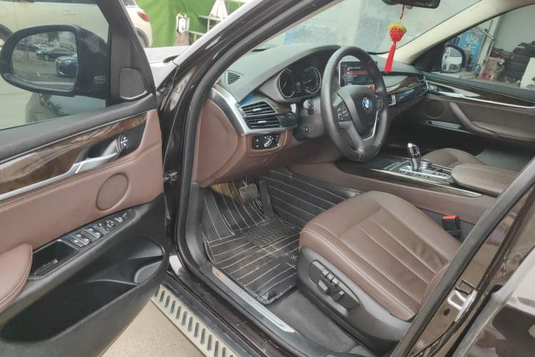 Used BMW X5 2017 xDrive28i Driver Seat