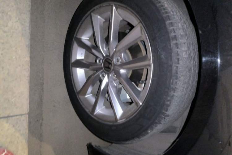 Used Honda Accord 2022 260TURBO Luxury Edition Right Front Wheel Hub