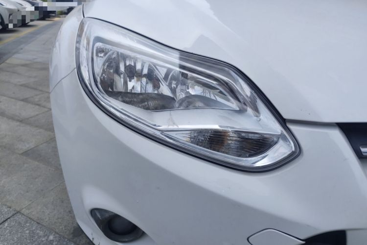 Used Ford Focus 2012 Hatchback 1.6L Manual Comfort Model
