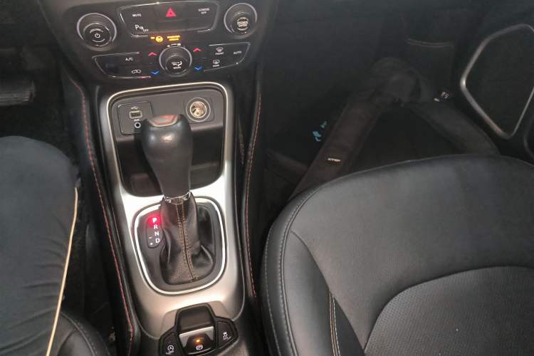 Used Jeep Compass 2017 200T Automatic Family Edition