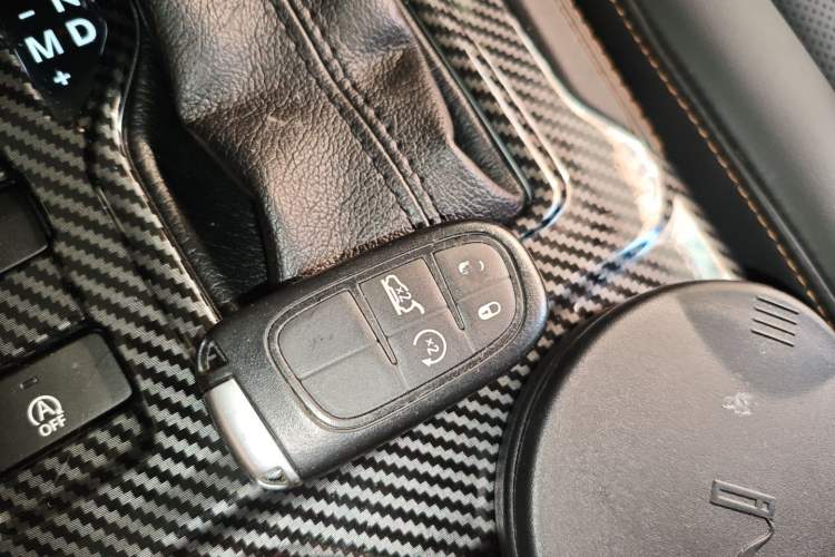 Used Jeep Grand Commander 2018 2.0T Four-Wheel Drive Smart Enjoyment Version China VI