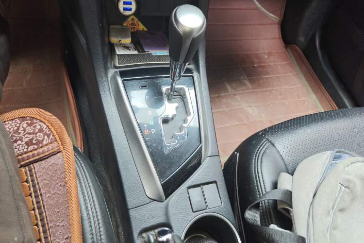 Used Toyota Levin 2014 1.6G CVT Elite Edition Gear Lever