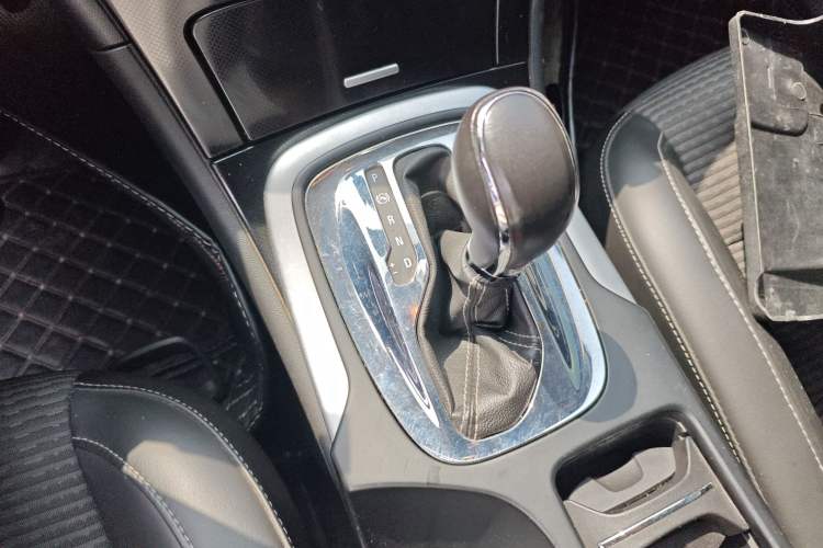 Used Buick Regal 2015 1.6T Leading Technology Model
