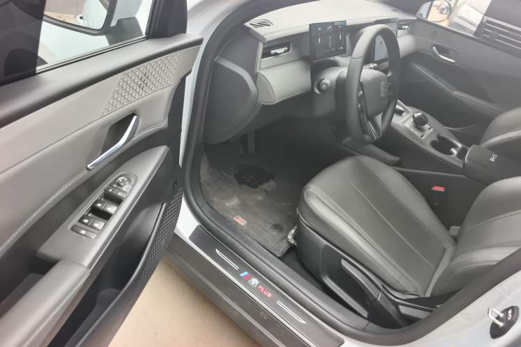 Used BYD Qin PLUS 2025 DM-i Smart Drive 55KM Leading Model