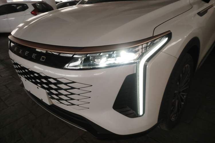 Used EXEED Stellar 2023 400T Two-Wheel Drive Comfort Flyfish Edition
