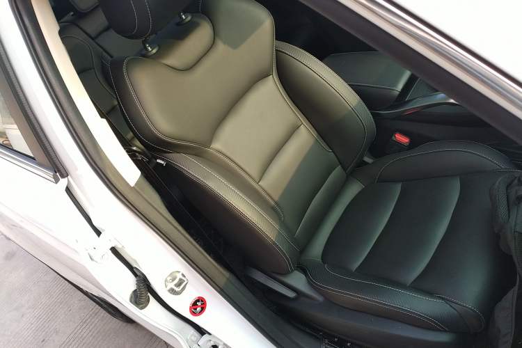 Used Geely Auto Emgrand X7 Sport 2020 1.8TD DCT ZhiZun PRO Right Front Seat