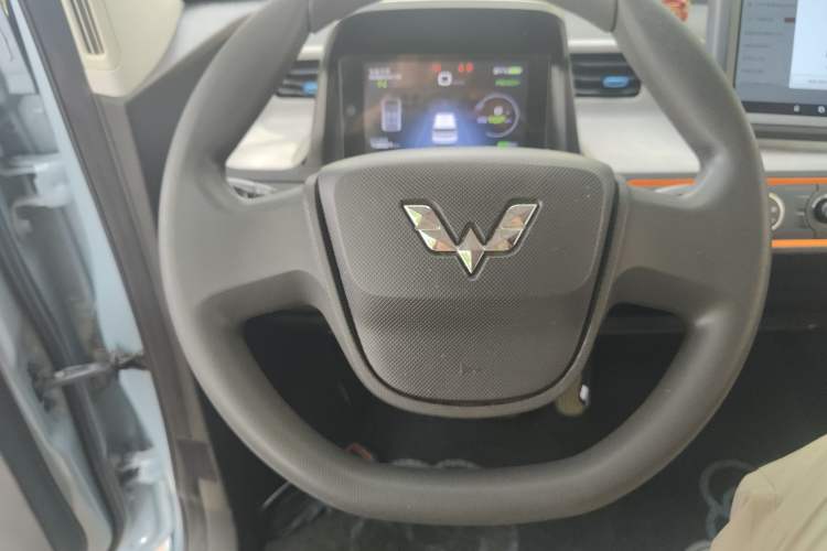 Used Wuling Hongguang MINIEV 2020 Zizai Version Lithium-NMC Steering Wheel