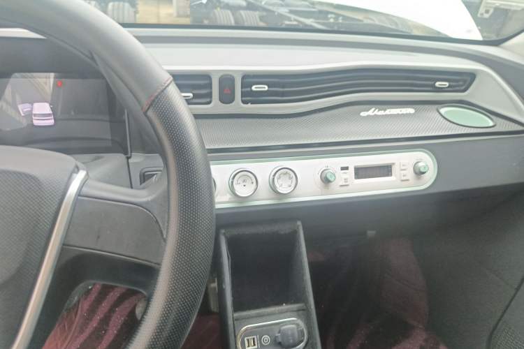 Used Wuling Hongguang MINIEV 2022 Macaron Premium Model – Lithium Ternary Battery