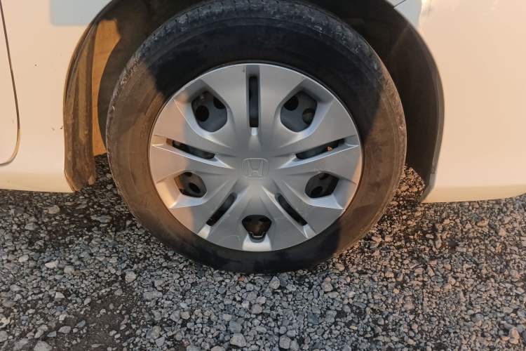 Used Honda Greiz 2016 1.5L CVT Classic Edition
