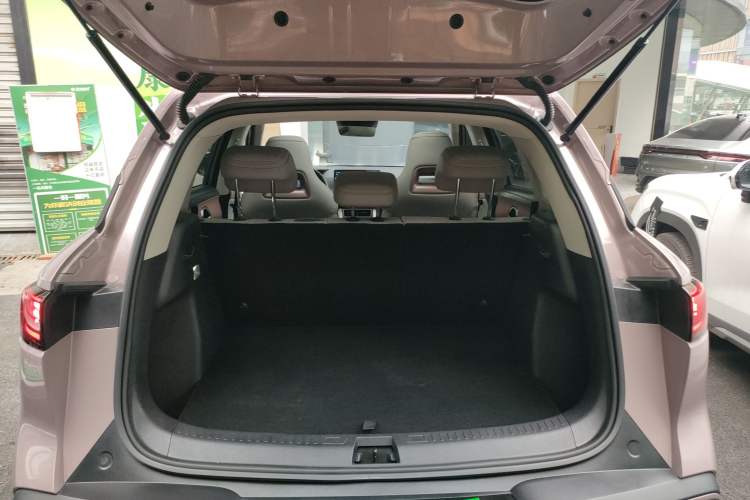 Used BYD Yuan UP 2025 Intelligent Driving Version 401 km Beyond-Range Edition