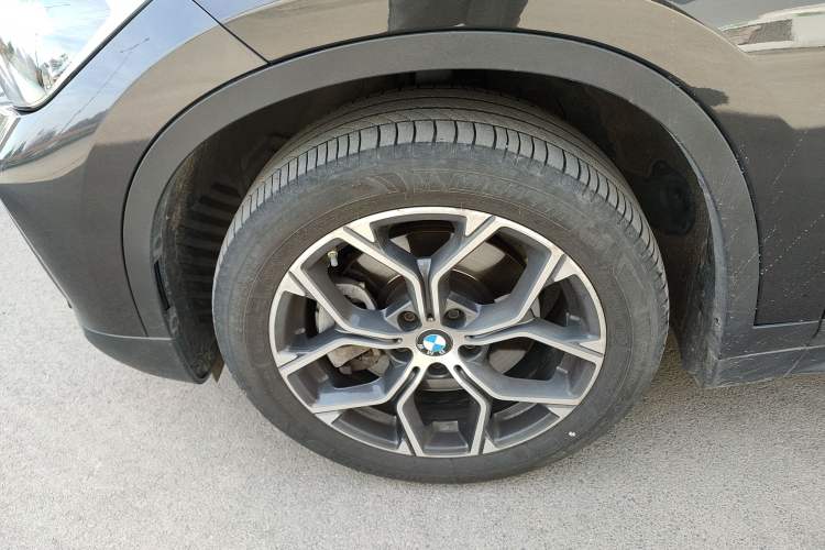 Used BMW X1 2022 sDrive25Li Leading Model Left Front Wheel Hub