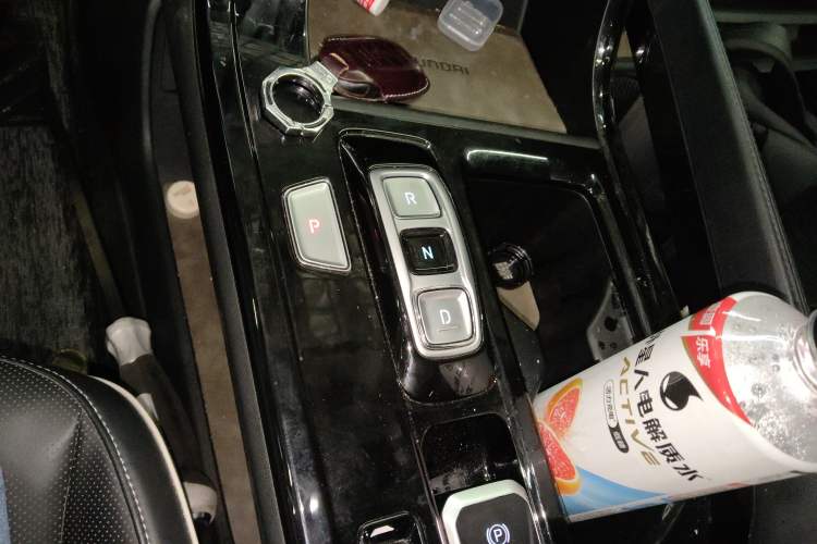 Used Hyundai Custo 2021 270TGDi Prestige LUX Gear Lever