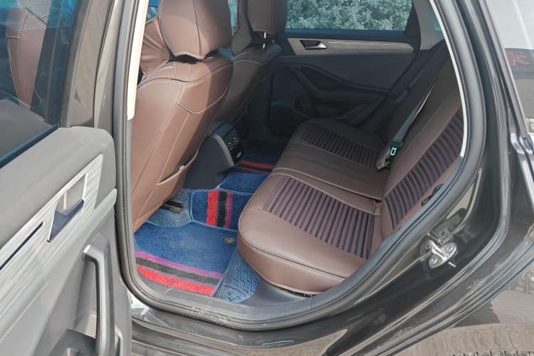 Used Volkswagen Sagitar 2024 300TSI DSG Excellence Edition Left Rear Seat