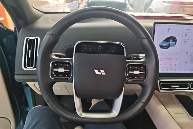 Used Li Auto L8 2024 Ultra Model Steering Wheel