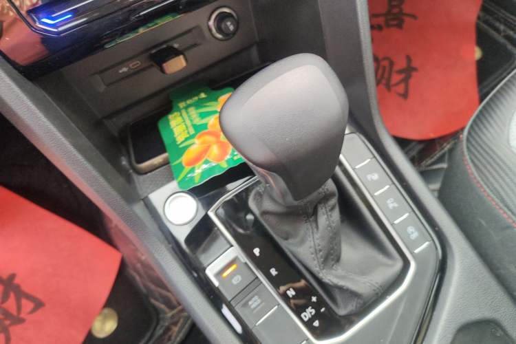 Used Volkswagen Tiguan X 2023 330TSI Two-Wheel-Drive Flagship Edition Gear Lever