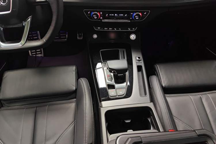 Used Audi Q5L 2022 Updated 45T Luxury Dynamic Version