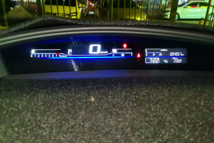 Used Honda Jade 2017 1.8L automatic Comfort version 5 seats Instrument Cluster