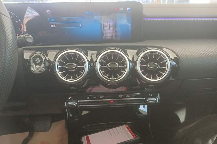 Used Mercedes-Benz A-Class 2021 A 200 L Sport Sedan Fashion Model
